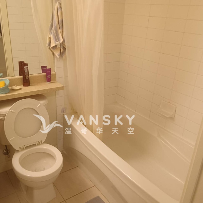 250504184925_bathroom 2.jpg